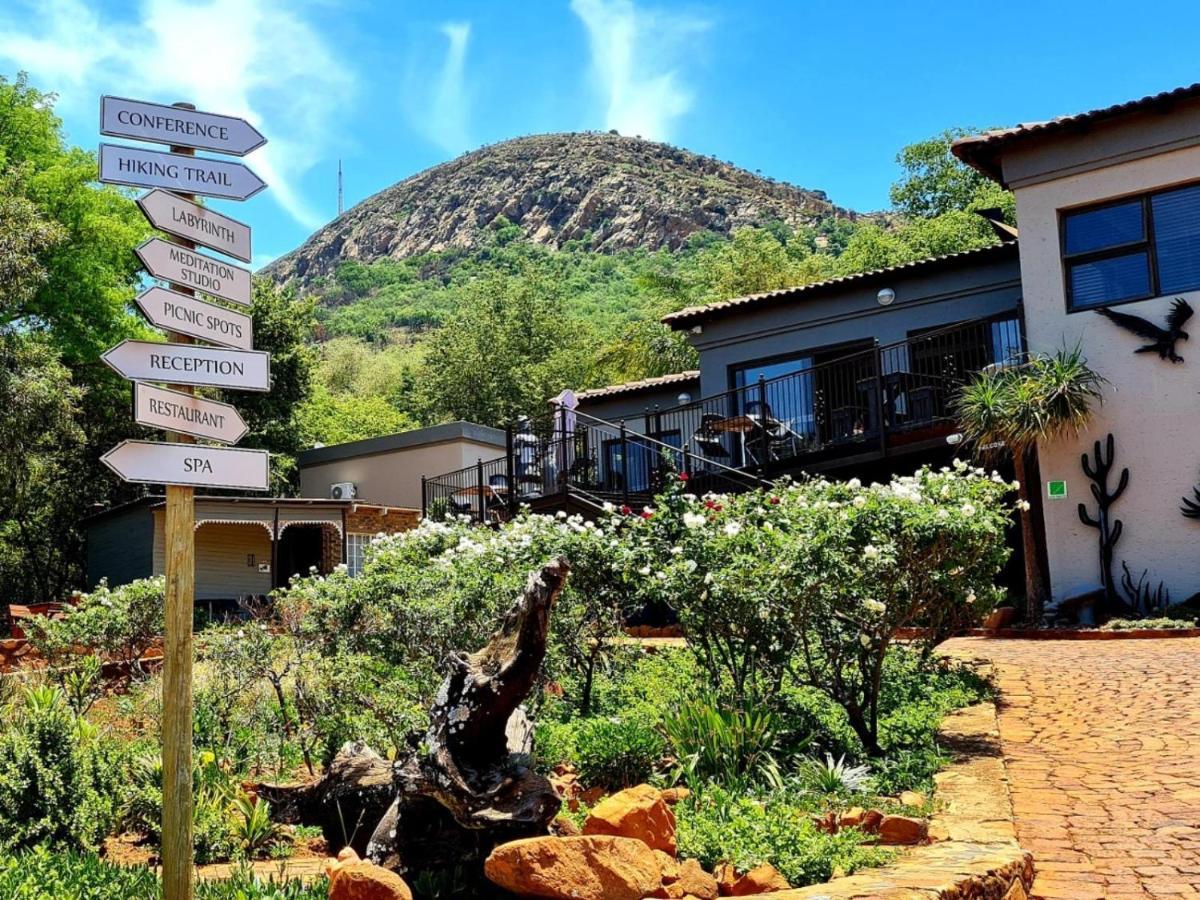 Magalies Mountain Lodge And Spa ฮาร์ทบีสบูร์ท ภายนอก รูปภาพ
