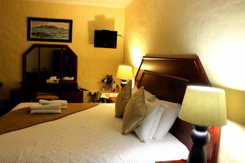 Magalies Mountain Lodge And Spa ฮาร์ทบีสบูร์ท ภายนอก รูปภาพ